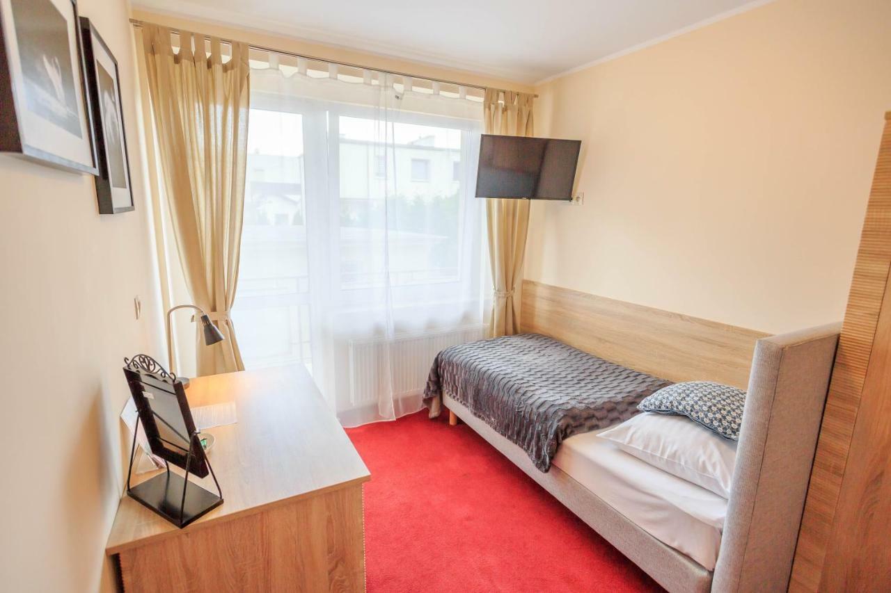 Botanik Hostel Poznan Luaran gambar