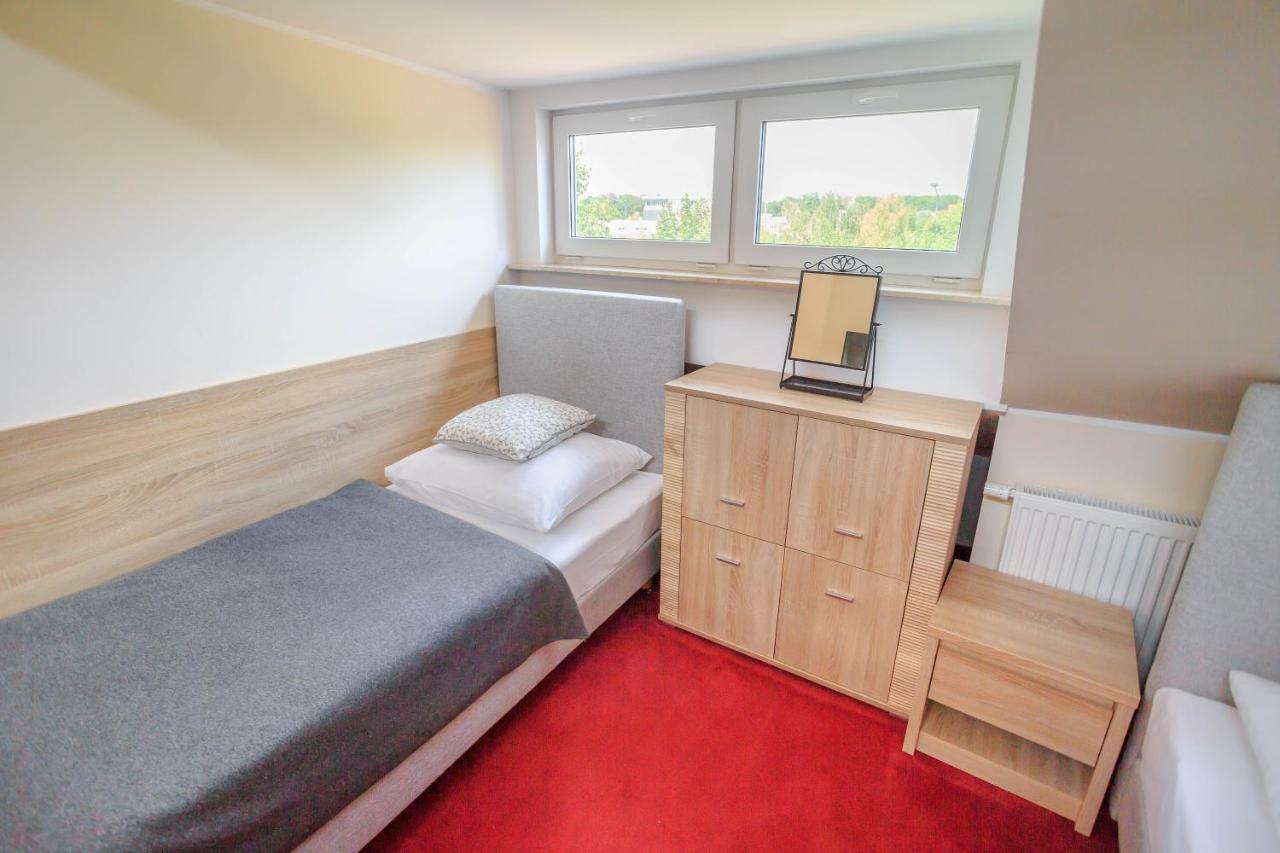 Botanik Hostel Poznan Luaran gambar